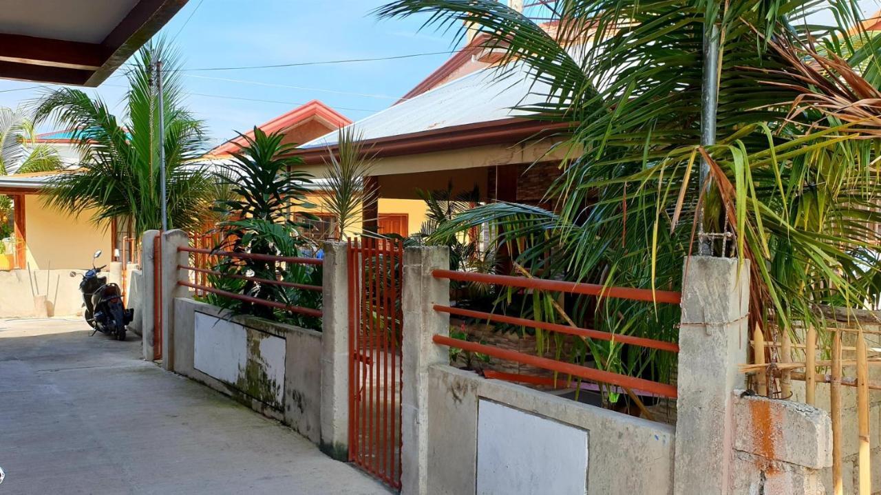Indino Guesthouse Moalboal Extérieur photo